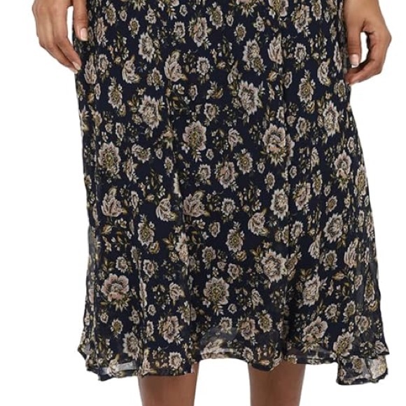 American Eagle Navy Floral Chiffon Fit and Flare Skirt XXL - Picture 7 of 11
